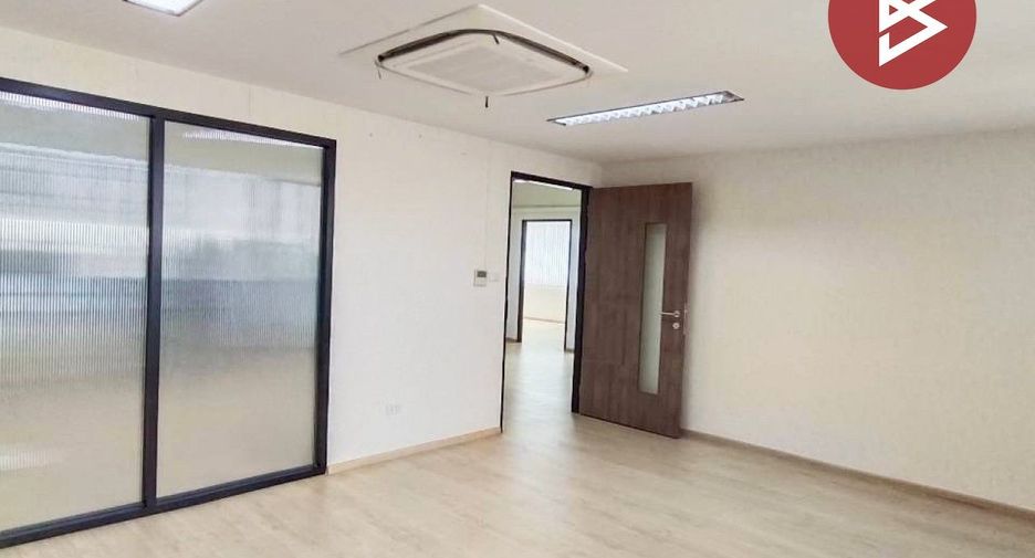 For rent office in Lat Phrao, Bangkok