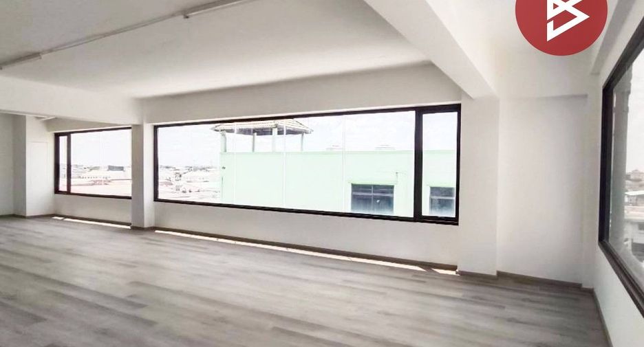 For rent office in Lat Phrao, Bangkok