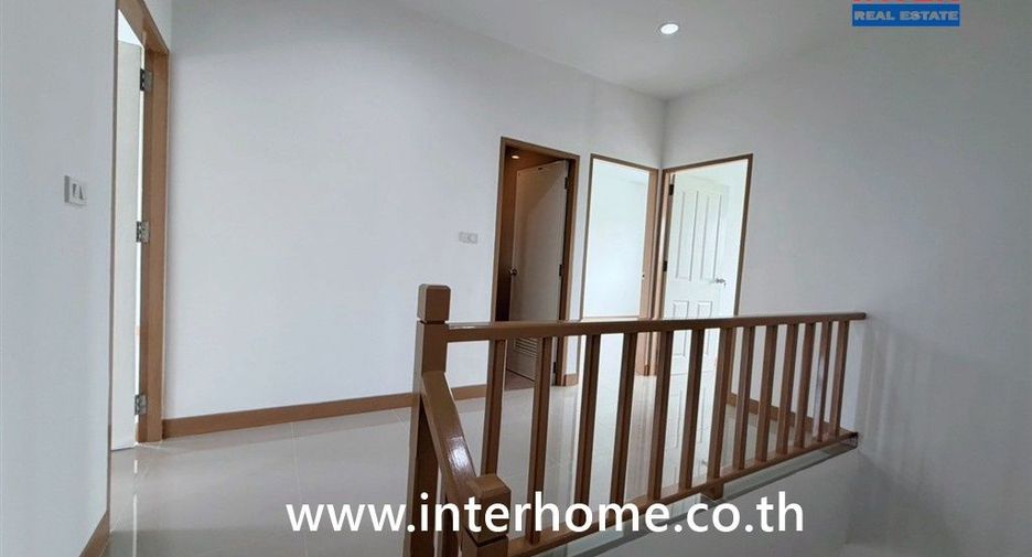 Reihenhaus zum Kauf mit 3 Zimmer in Khlong Sam Wa, Bangkok