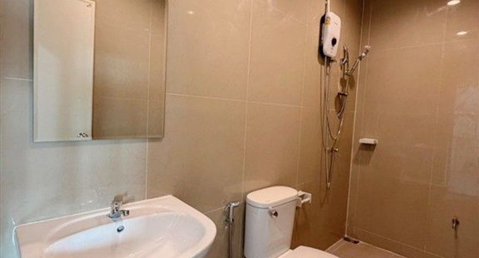 Reihenhaus zum Kauf mit 3 Zimmer in Khlong Sam Wa, Bangkok