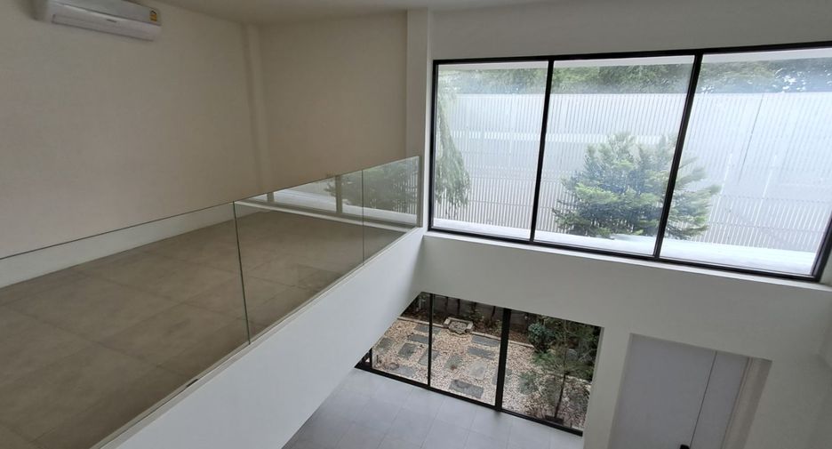 For rent 3 ベッドルーム townhouse in Don Mueang, Bangkok