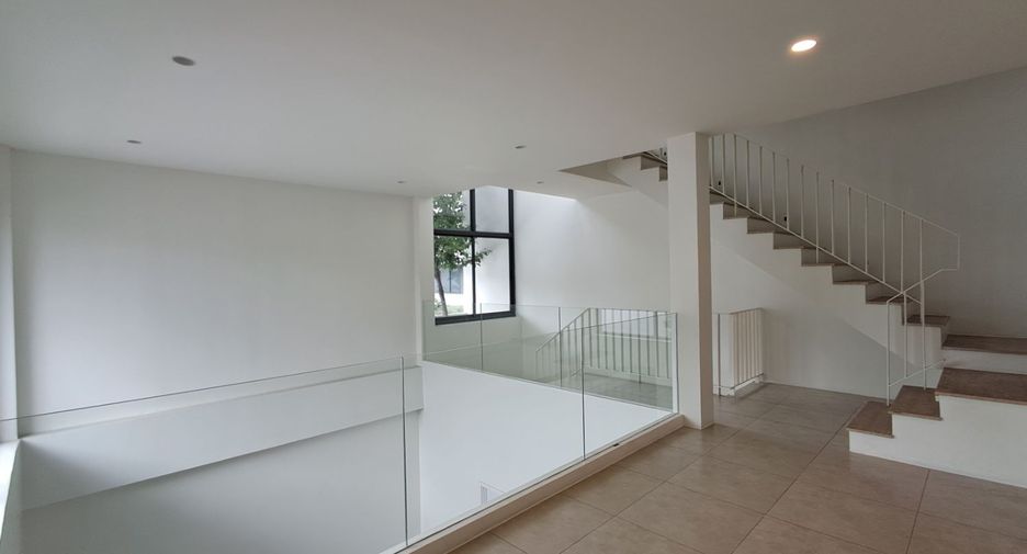 For rent 3 ベッドルーム townhouse in Don Mueang, Bangkok