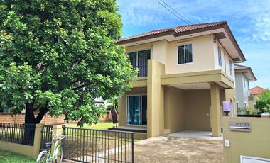 Haus zum Kauf mit 3 Zimmer in Khlong Sam Wa, Bangkok