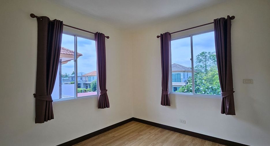 Haus zum Kauf mit 3 Zimmer in Khlong Sam Wa, Bangkok