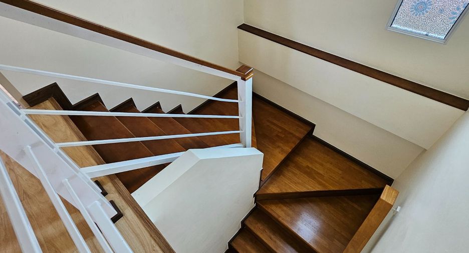 Haus zum Kauf mit 3 Zimmer in Khlong Sam Wa, Bangkok