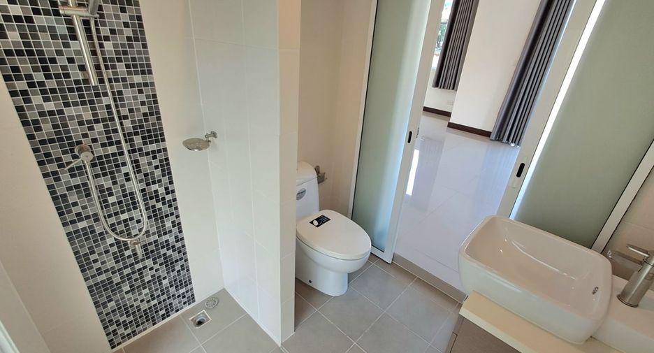 Haus zum Kauf mit 3 Zimmer in Khlong Sam Wa, Bangkok
