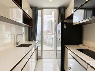For sale 1 bed condo in Thon Buri, Bangkok