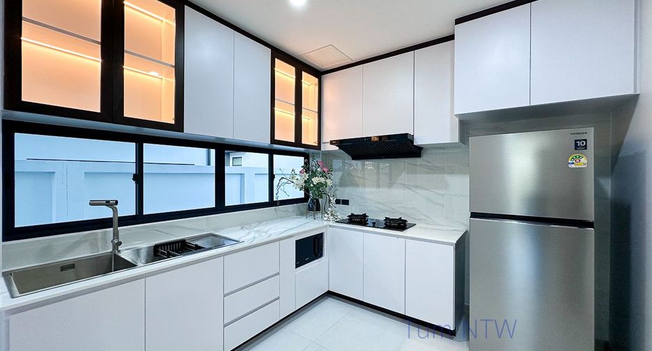 For sale 4 ベッドルーム house in Hang Dong, Chiang Mai