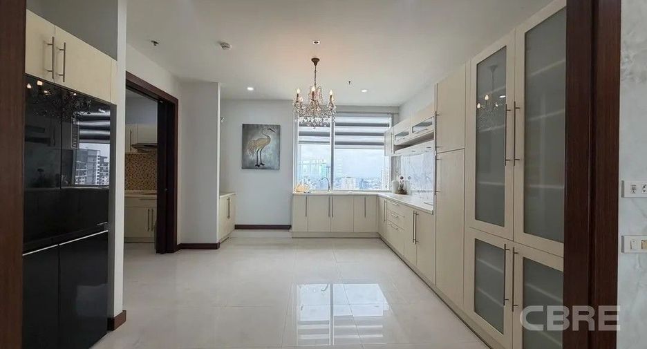 Продажа 5 спальни кондо в Сатхон, Бангкок