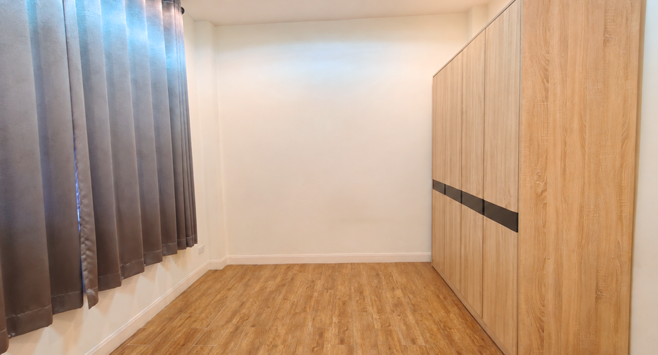 ขาย 4 ห้องนอน บ้านเดี่ยว ใน ประเวศ, กรุงเทพฯ