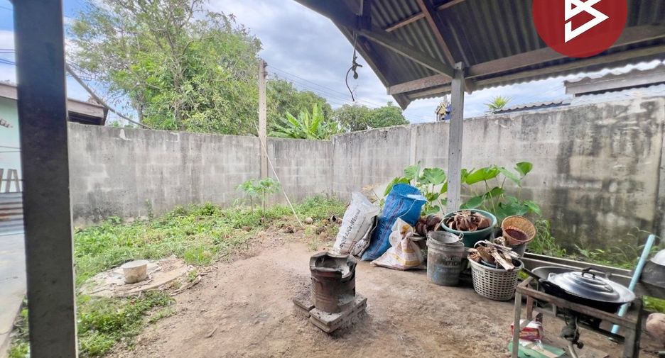 出售 2 卧室 独立屋 在 Ban Pong, Ratchaburi