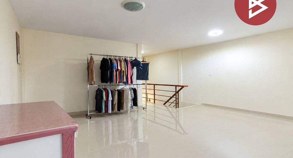 À vendre 2 chambres maison de ville à Mueang Samut Songkhram, Samut Songkhram