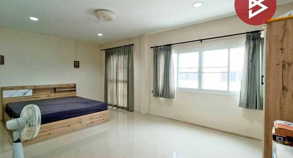À vendre 2 chambres maison de ville à Mueang Samut Songkhram, Samut Songkhram