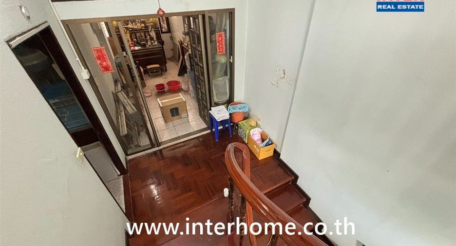 À vendre 5 chambres maison de ville à Pathum Wan, Bangkok