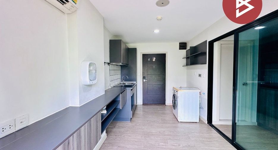 For sale 1 Beds condo in Bang Na, Bangkok