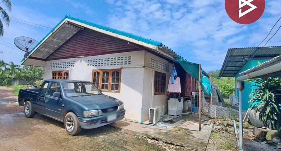 出售 2 卧室 独立屋 在 Damnoen Saduak, Ratchaburi