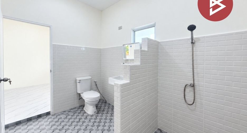 Reihenhaus zum Kauf mit 2 Zimmer in Pak Tho, Ratchaburi