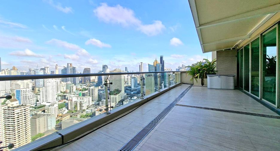 Wohnung zum Kauf mit 3 Zimmer in Khlong Toei, Bangkok