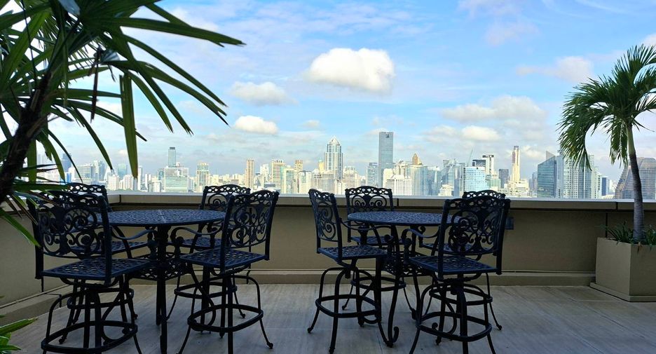 Wohnung zum Kauf mit 3 Zimmer in Khlong Toei, Bangkok
