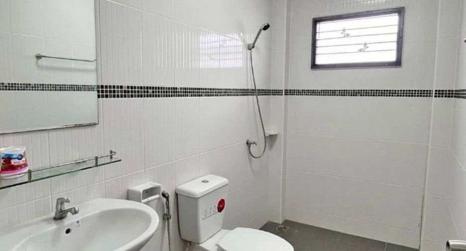 For sale 3 ベッドルーム house in Nikhom Phatthana, Rayong