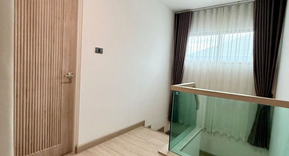 出售 4 卧室 独立屋 在 Mueang Chon Buri, Chon Buri