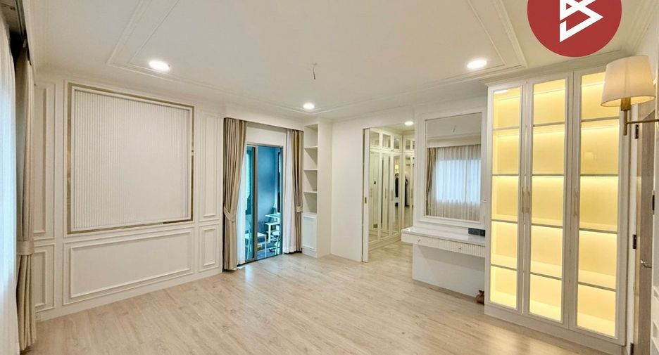 出售 4 卧室 独立屋 在 Mueang Chon Buri, Chon Buri