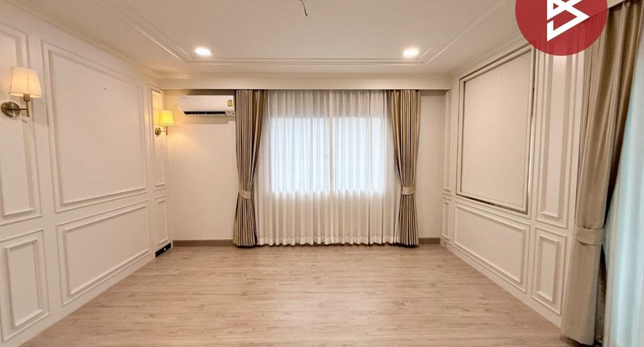 出售 4 卧室 独立屋 在 Mueang Chon Buri, Chon Buri
