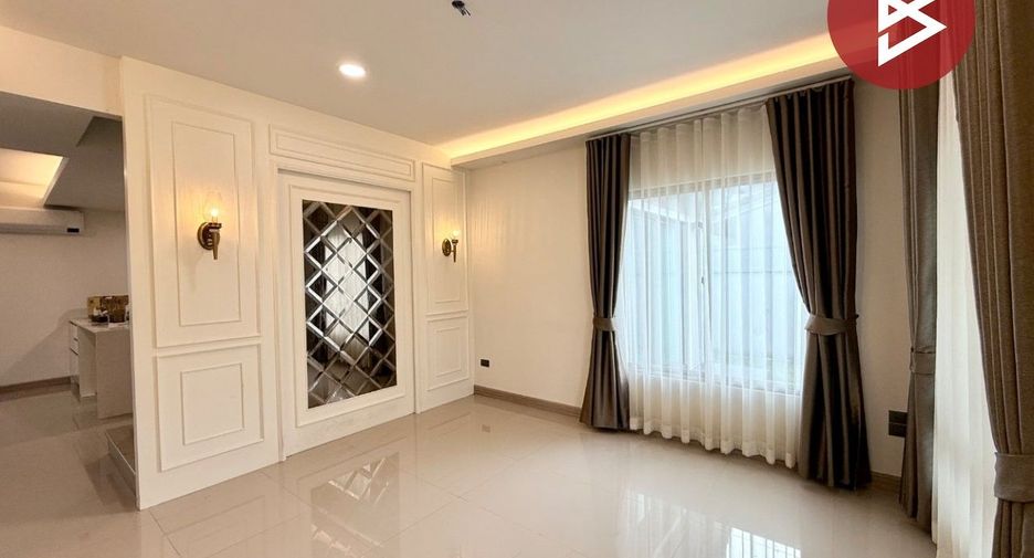 出售 4 卧室 独立屋 在 Mueang Chon Buri, Chon Buri