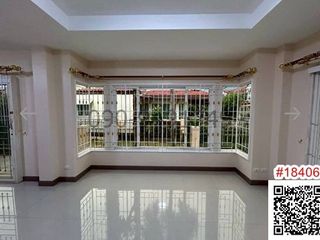 For rent 3 bedrooms house in Thung Khru, Bangkok