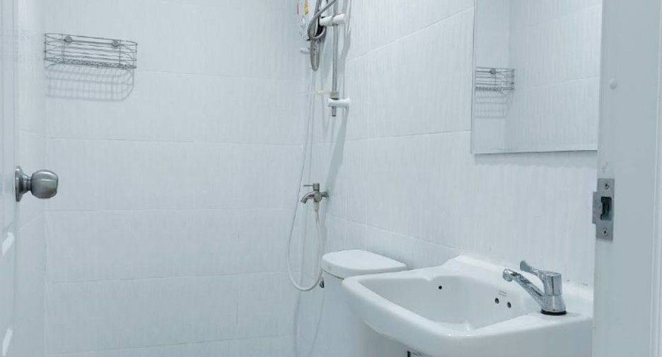 Продажа 2 спальни таунхаус в Мыанг Районг, Районг