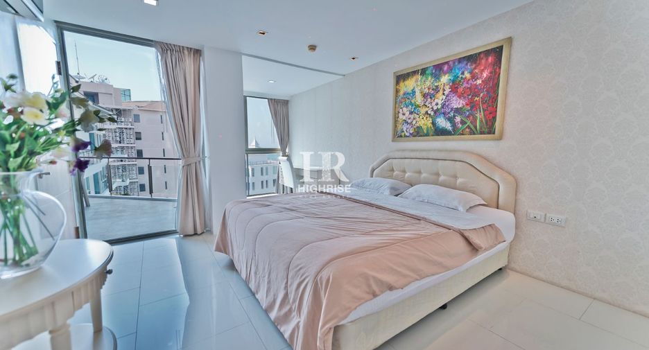 For rent 3 bedrooms condo in Bang Lamung, Chonburi