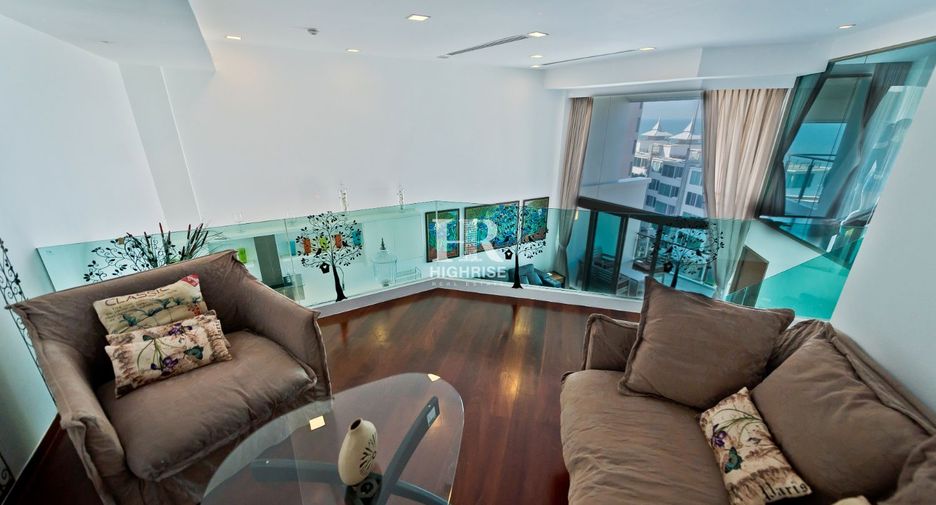 For rent 3 bedrooms condo in Bang Lamung, Chonburi
