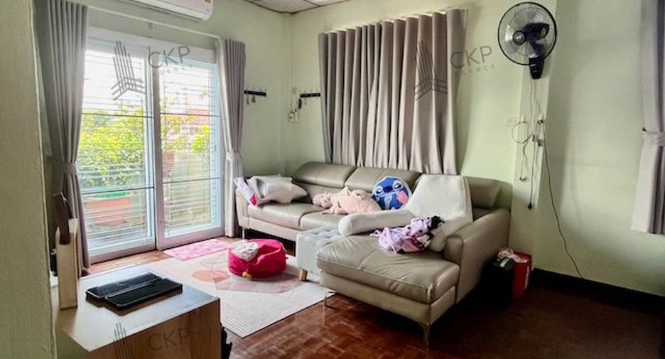 For sale 4 bedrooms house in Thawi Watthana, Bangkok