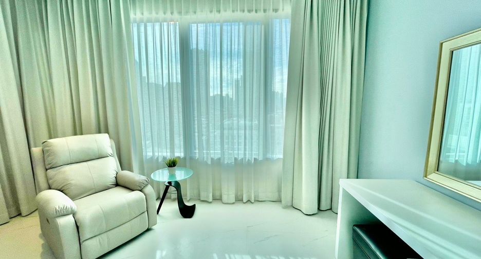 For sale 2 bedrooms condo in Pathum Wan, Bangkok