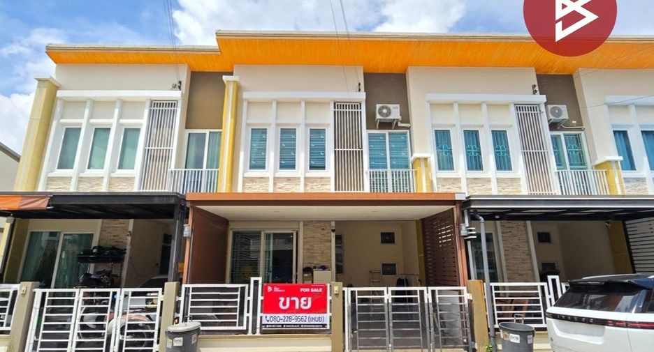 出售 4 卧室 联排别墅 在 Mueang Samut Prakan, Samut Prakan