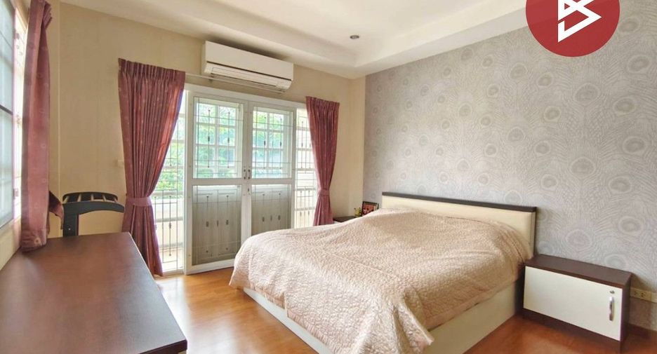 Haus zum Kauf mit 4 Zimmer in Bang Bua Thong, Nonthaburi