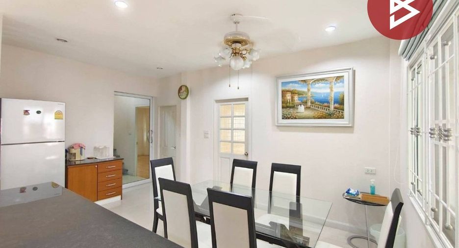 Haus zum Kauf mit 4 Zimmer in Bang Bua Thong, Nonthaburi