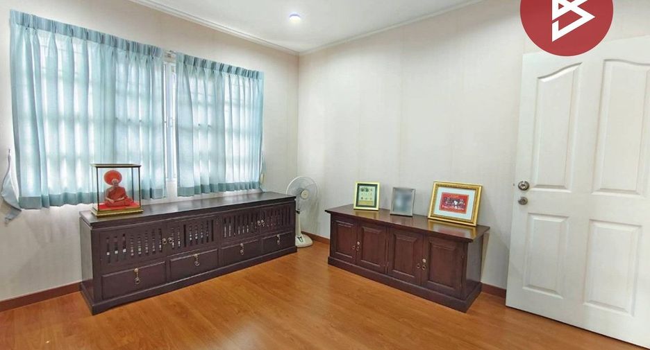 Haus zum Kauf mit 4 Zimmer in Bang Bua Thong, Nonthaburi