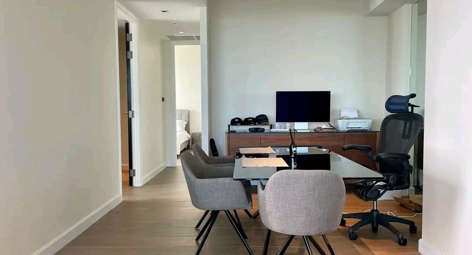 For sale 2 bedrooms condo in Yan Nawa, Bangkok