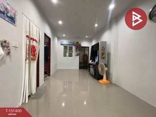 For rent and for sale 2 bedrooms townhouse in Ban Phaeo, Samut Sakhon