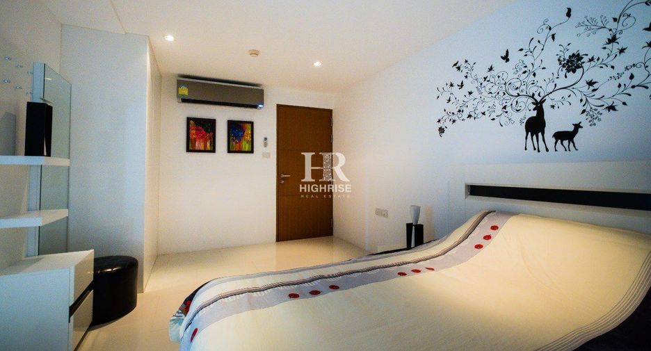 For rent 3 bedrooms condo in Bang Lamung, Chonburi
