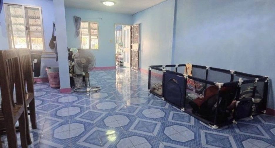 Продажа 3 спальни таунхаус в Bang Nam Priao, Чаченгсау