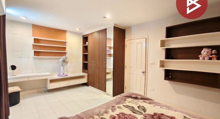 For sale 3 bedrooms townhouse in Photharam, Ratchaburi
