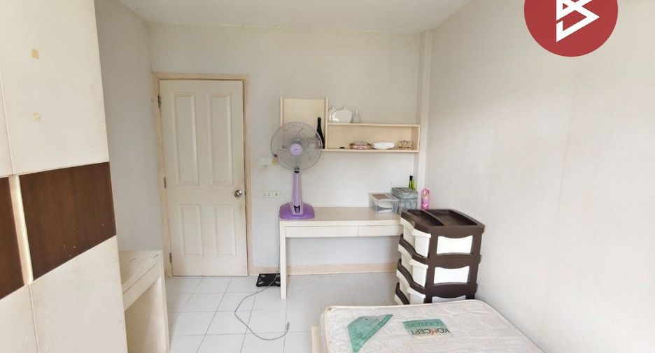 For sale 3 bedrooms townhouse in Photharam, Ratchaburi