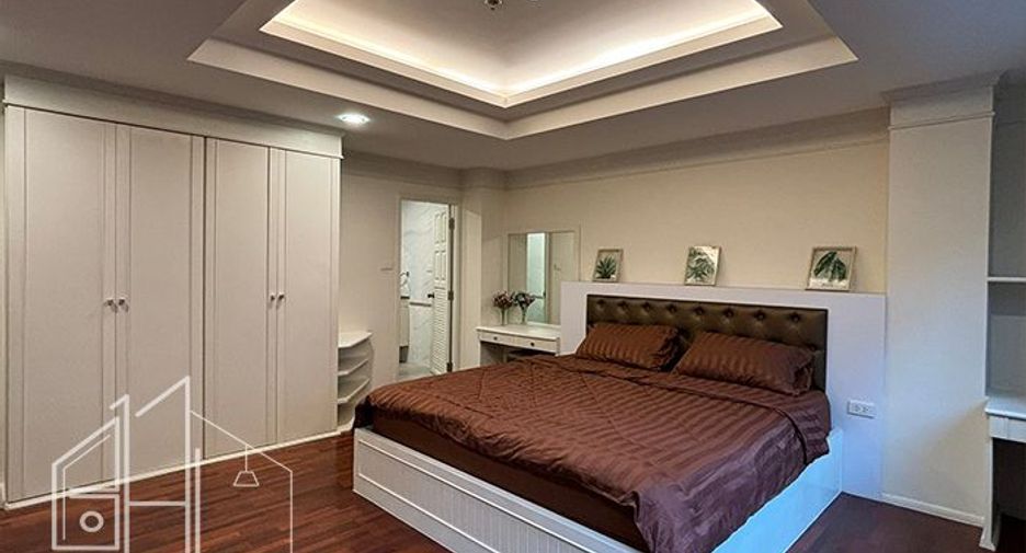For rent 2 bedrooms apartment in Khlong Toei, Bangkok