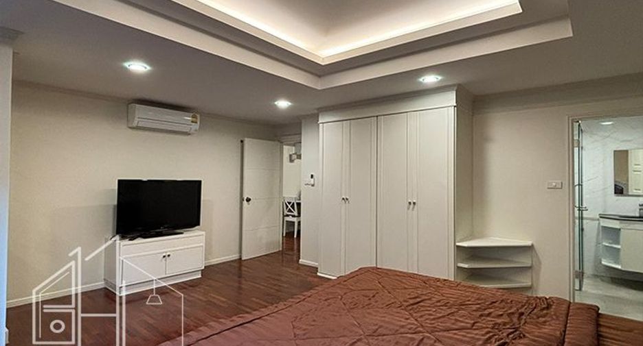 For rent 2 bedrooms apartment in Khlong Toei, Bangkok