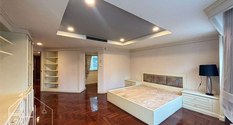 À louer 2 chambres condo à Watthana, Bangkok