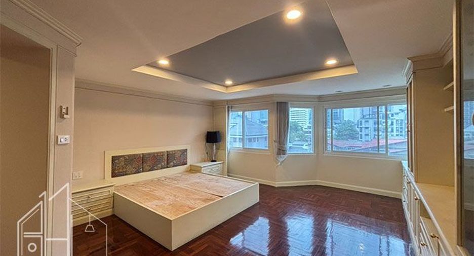 À louer 2 chambres condo à Watthana, Bangkok