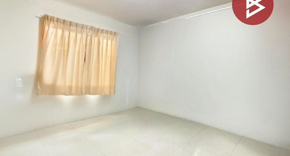 出售 4 卧室 联排别墅 在 Mueang Samut Sakhon, Samut Sakhon