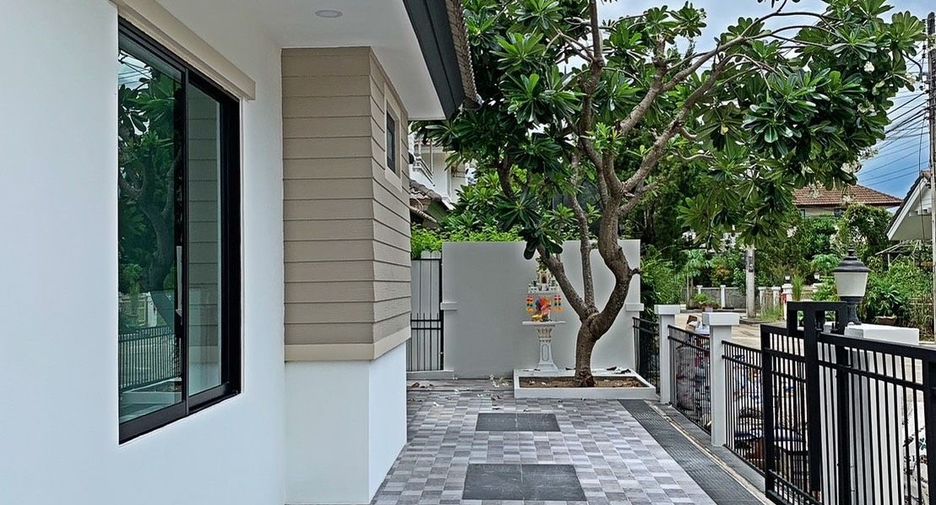 For rent 5 ベッドルーム house in San Kamphaeng, Chiang Mai